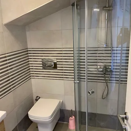 Sislide 3+1 Metroya Yakin Luks Dubleks Daire Lägenhet *